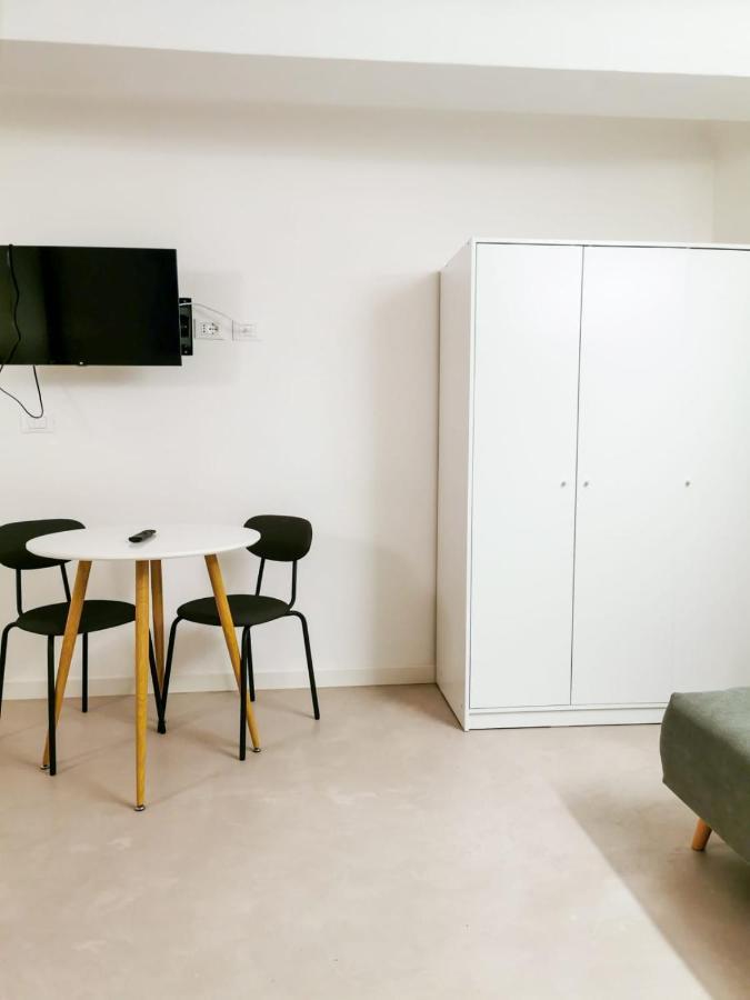 De Ville Guest House Генуа Екстериор снимка