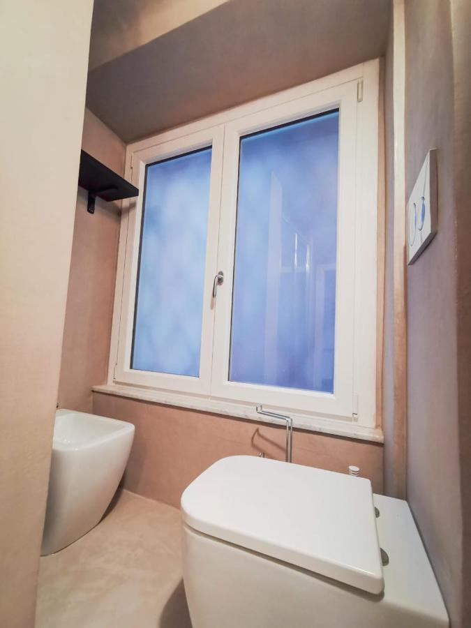 De Ville Guest House Генуа Екстериор снимка